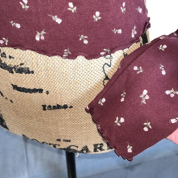 Forever 21 Long Sleeve Crop Top - Picture 6 of 9